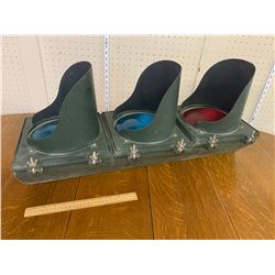 PLASTIC TRAFFIC LIGHT