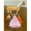Image 1 : VINTAGE DOLLS AND HORSE