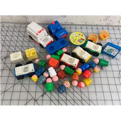 FISHER PRICE LITTLE PEOPLE LOT