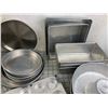 Image 5 : BAKING PAN LOT
