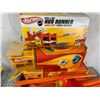 Image 5 : VINTAGE HOTWHEELS TRACK AND BOXES ETC CONDITION UNKNOWN