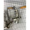 Image 2 : LOT OF MEAT GRINDERS AND NOODLE MACHINE