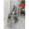 Image 6 : LOT OF MEAT GRINDERS AND NOODLE MACHINE