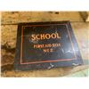 Image 1 : VINTAGE SCHOOL FIRST AID KIT