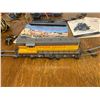 Image 4 : 1957 GILBERT AMERICAN FLYER TRAIN SET SOME NEEDS WORK BUT POWERS ON