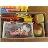 Image 2 : HONG KONG VINTAGE 94 PIECE FARM SET WITH BOX