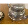 Image 8 : MISC LOT TEA POT LAMP CLOCK TIN