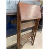 Image 3 : VINTAGE COLLAPSABLE STEP STOOL