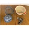 Image 2 : MISC LOT ENAMEL CASTORS ETC