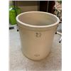 Image 1 : 20 GALLON MEDALTA IMPERIAL CROCK