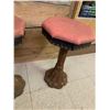 Image 4 : LOT OF 3 ANTIQUE CAST IRON STOOLS STAND 21"