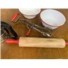 Image 3 : VINTAGE KITCHEN LOT ROLLING PIN SIFTER ETC