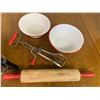Image 4 : VINTAGE KITCHEN LOT ROLLING PIN SIFTER ETC