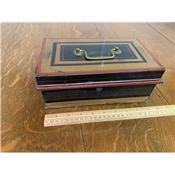 TIN CASH BOX