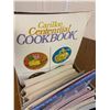 Image 5 : BOX OF MOSTLY COOK BOOKS