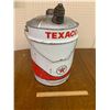Image 1 : TEXACO 5 GALLON OIL CAN