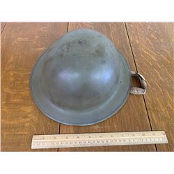 WW2 CANADIAN HELMET WITH LINER