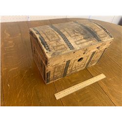 WOODEN CHEST BOX