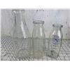 Image 2 : LOT OF VINTAGE MILK BOTTLES