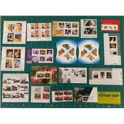 LOT OF VINTAGE CANADIAN POSTAGE STAMPS