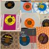 Image 2 : Lot of 25 VARIOUS 45RPM RECORDS SIMON & GARFUNKEL RAY CHARLES ROY ORBISON and MORE