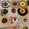 Image 3 : Lot of 25 VARIOUS 45RPM RECORDS NEIL DIAMOND ROY ORBISON JOHNNY HORRON and MORE