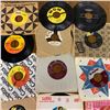 Image 4 : Lot of 25 VARIOUS 45RPM RECORDS NEIL DIAMOND ROY ORBISON JOHNNY HORRON and MORE