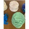 Image 3 : LOT OF VINTAGE LADIES HATS