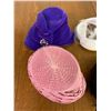 Image 2 : LOT OF VINTAGE LADIES HATS