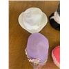 Image 2 : LOT OF VINTAGE LADIES HATS