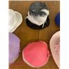 Image 3 : LOT OF VINTAGE LADIES HATS