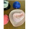 Image 4 : LOT OF VINTAGE LADIES HATS
