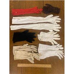 LOT OF VINTAGE LADIES GLOVES