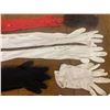 Image 4 : LOT OF VINTAGE LADIES GLOVES