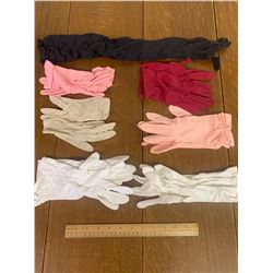 LOT OF VINTAGE LADIES GLOVES
