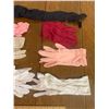 Image 2 : LOT OF VINTAGE LADIES GLOVES