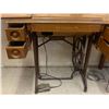 Image 5 : HUMEN VINTAGE CABINET SEWING MACHINE