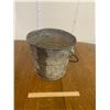 Image 3 : METAL WELL BUCKET