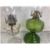 Image 4 : LOT OF OIL LAMPS