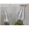 Image 5 : LOT OF OIL LAMPS