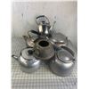 Image 1 : LOT OF OLD KETTLES