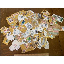 LOT OF USED CANADIAN POSTAGE STAMPS