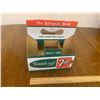 Image 1 : VINTAGE 7UP SODA POP BOTTLE CARDBOARD CARRIER