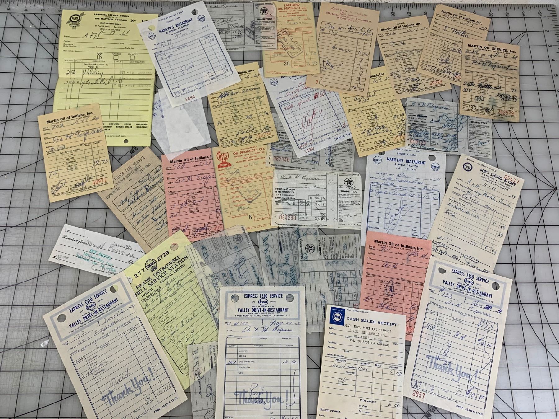 1960s LOT OF VINTAGE GAS STATION INVOICE RECEIPTS