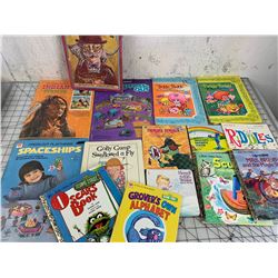 LOT OF VINTAGE CHILDRENS BOOKS