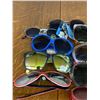 Image 2 : LOT OF VINTAGE SUNGLASSES