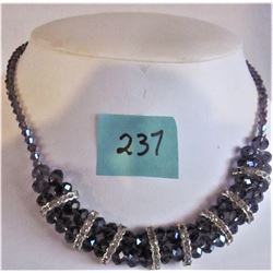 16" PURPLE CRYSTAL BEADS AND RHINESTONE NECKLACE- MAGNETIC CLASP