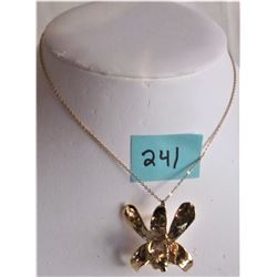 16" 22K GOLD PLATE NECKLACE / LARGE BROACH FLORAL PENDANT