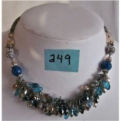 CRYSTAL AND GLASS BEADED RHINESTONE NECKLACE