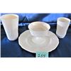 Image 4 : 4 PLACE SETTING EMBOSSED WHITE MILK GLASS FESTIVE SET